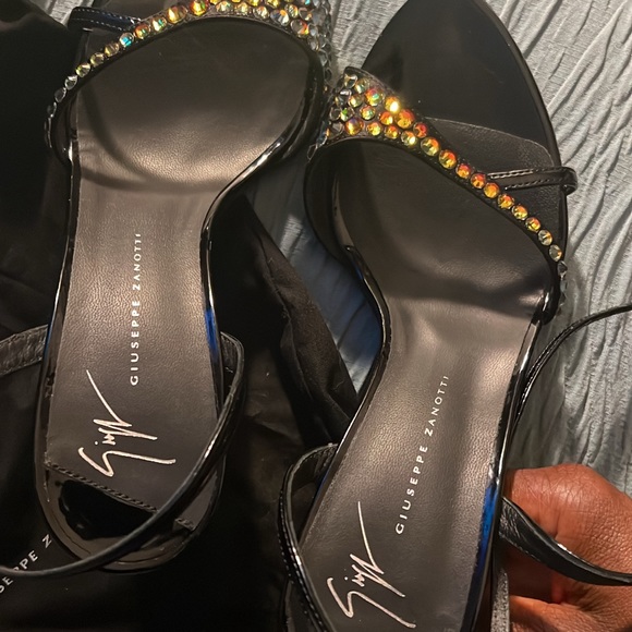 Like new only worn once for about an hour. Giuseppe Zanotti shoes size 37.5. - Picture 1 of 7